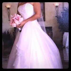 Wedding dress